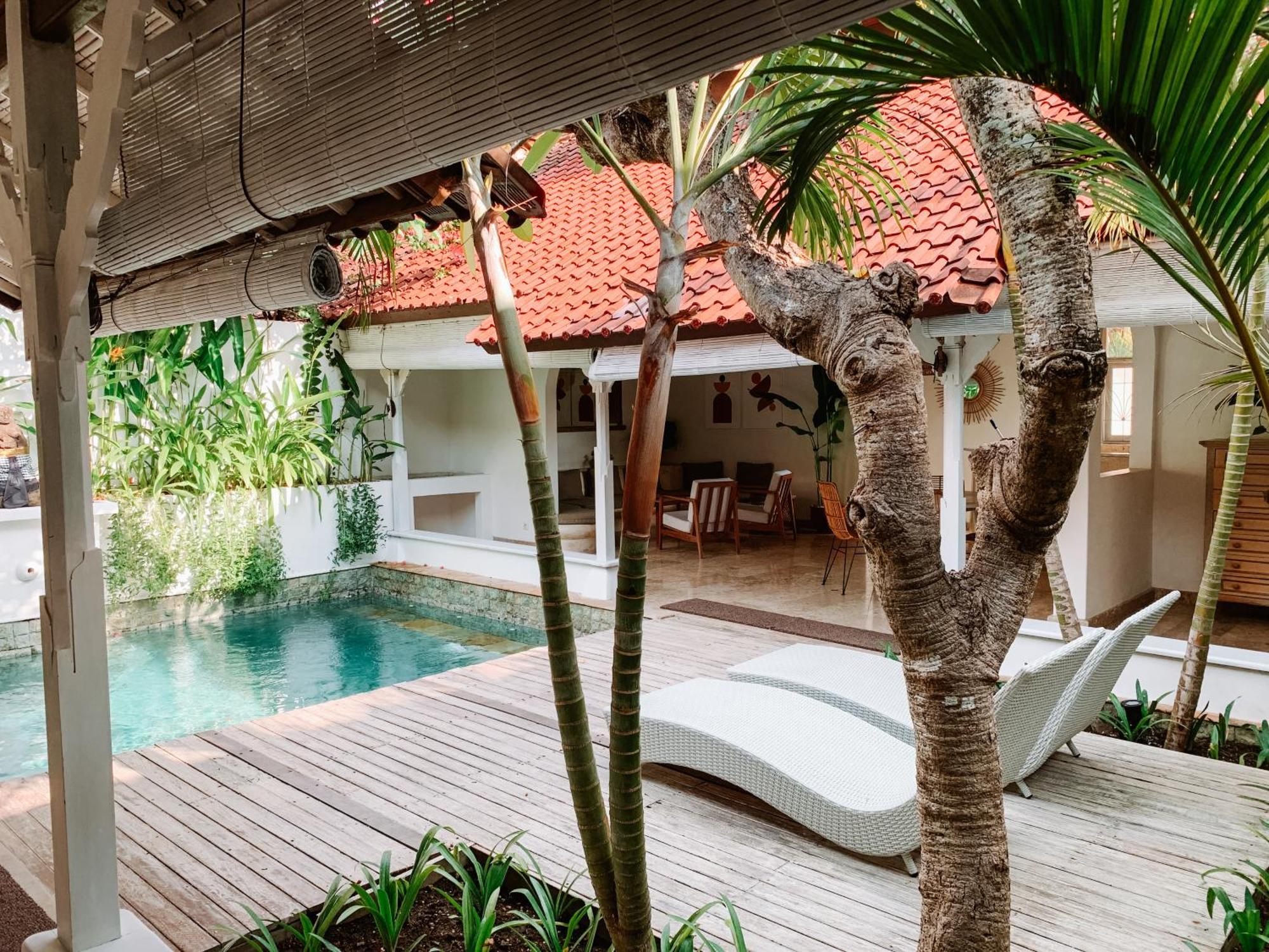 Happy Together By Kresna Hospitality Seminyak Exterior foto